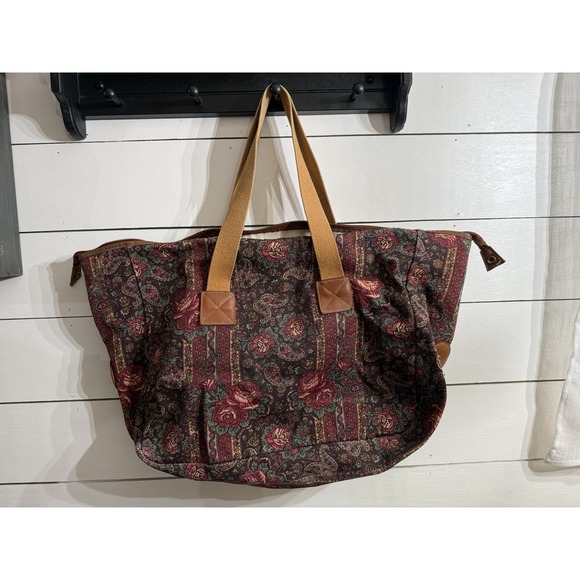 Laura Ashley Handbags - VTG Laura Ashley Large Dark Floral Cotton Canvas‎ Duffle Overnight Tote Bag -USA
